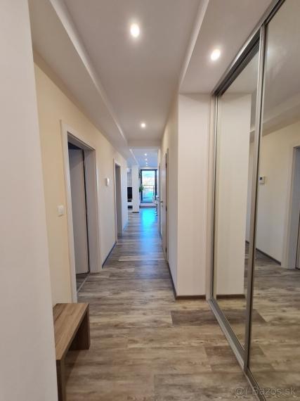 Park Anička - EXKLUZÍVNE, 3izb.byt s panoramatickým výhľadom